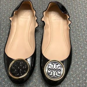 Tory Burch Black Patent Leather Flats sz 6.5